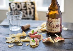 Home Verse chips van Boerderij Chips gemaakt van drie ingrediënten: aardappelen van eigen boerderij