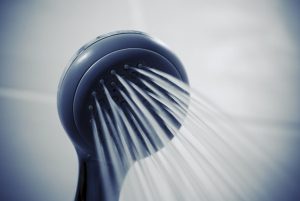 Waterbesparende regendouchekop met moderne technologie voor milieuvriendelijke douches